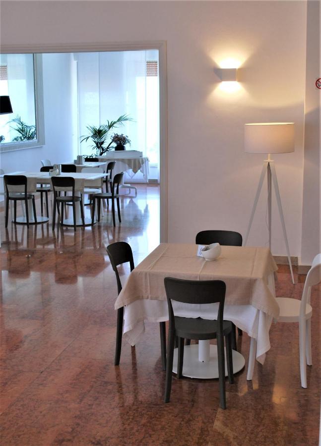 Park Hotel Mar Grande Tarente Extérieur photo