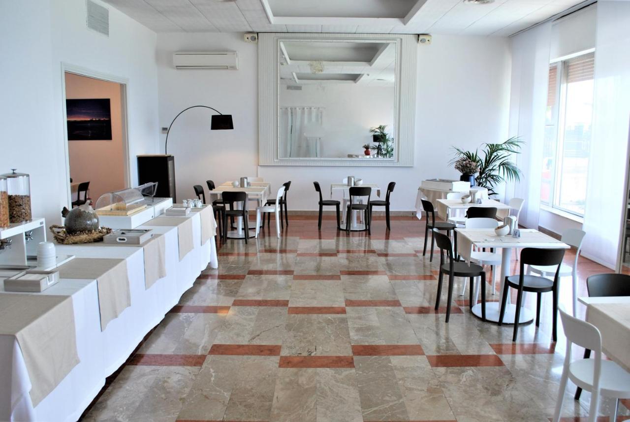 Park Hotel Mar Grande Tarente Extérieur photo