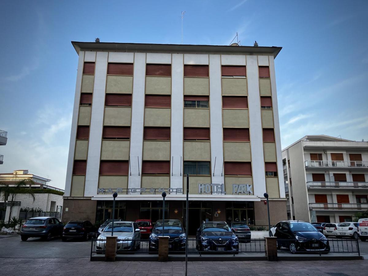 Park Hotel Mar Grande Tarente Extérieur photo